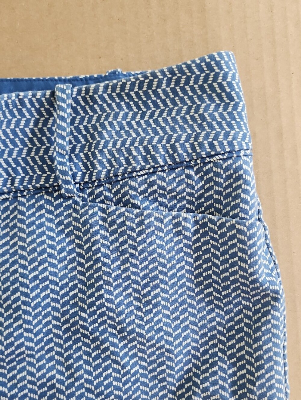 The Limited Blue and White Print Patterned Shorts - Picture 5 of 9